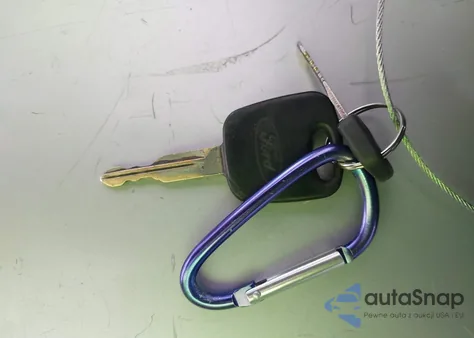 2001 Ford F150 Supercrew из США, поврежденный, VIN 1FTRW07W01KE24526